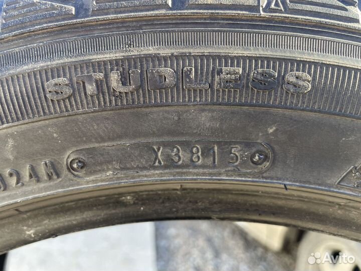 Dunlop DSX-2 215/50 R17