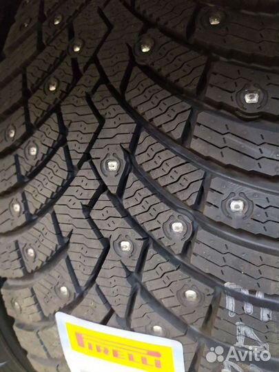 Pirelli Scorpion Ice Zero 2 275/50 R21