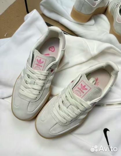 Кроссовки Adidas Samba женские