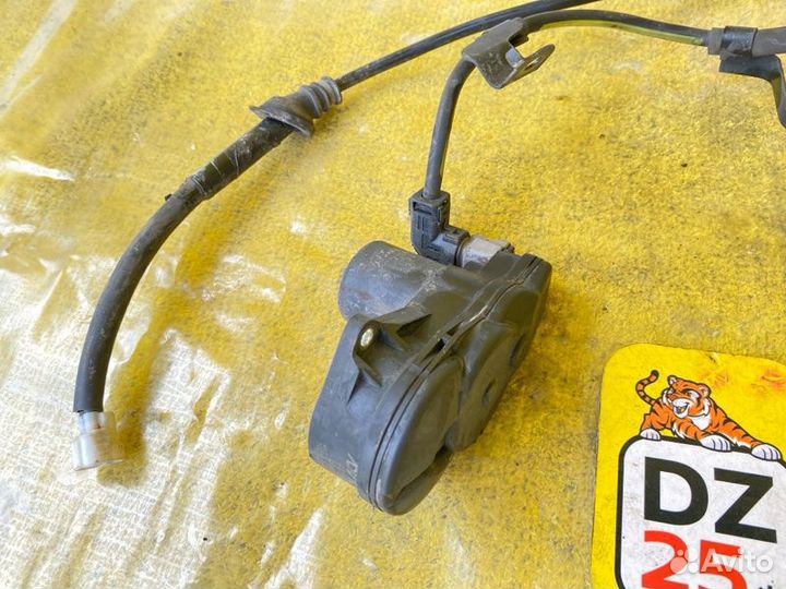 Моторчик стояночного тормоза задний правый Lexus