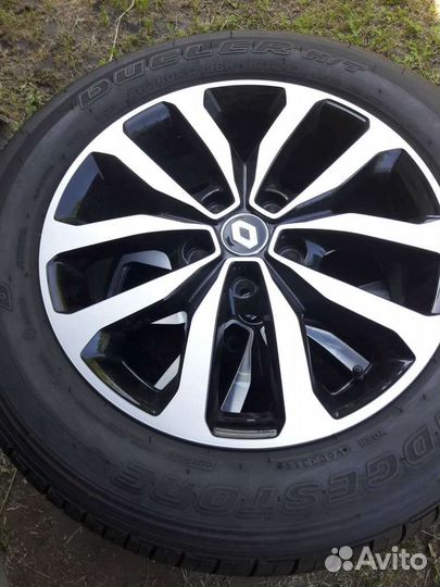 Bridgestone Dueler H/T 215/60 R17 96H