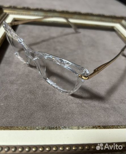 Очки солнцезащитные