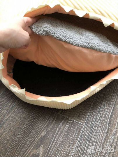 Домик лежанка для кошки и собаки