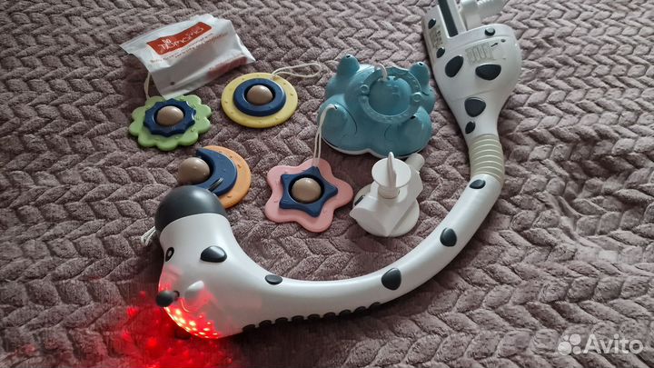 Детский мобиль в кроватку музыкальный