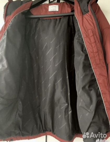 Зимняя куртка р.48 Bershka с капюшоном пуховик