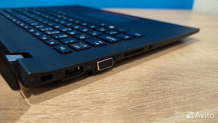 Ноутбук Lenovo i3 6006u 13.3