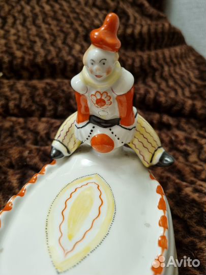 Шкатулка/маслёнка из серии 