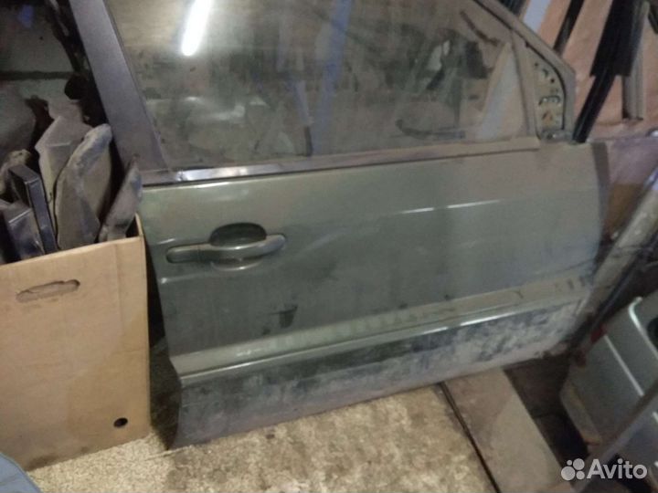 Дверь передняя правая Ford Fusion