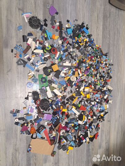 Россыпь лего