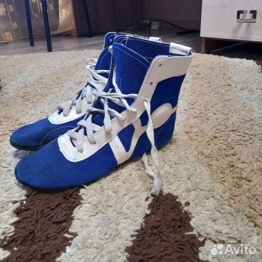 Продам борцовки 24 см