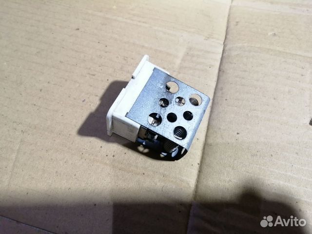 Резистор отопителя печки Opel Astra H Zafira A