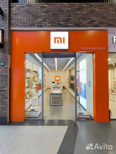 Менеджер по продажам фирменного магазина Xiaomi