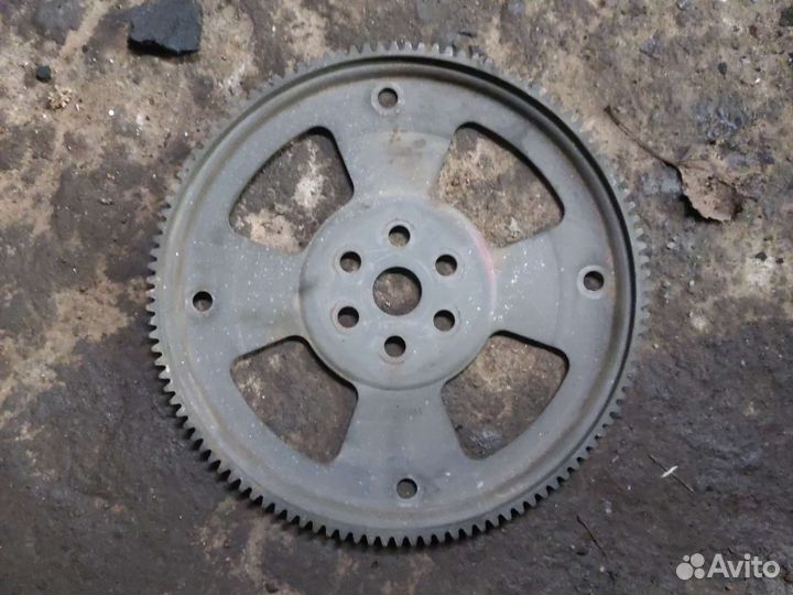 Mazda 3 маховик