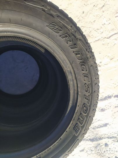 Bridgestone Dueler A/T 215/65 R16