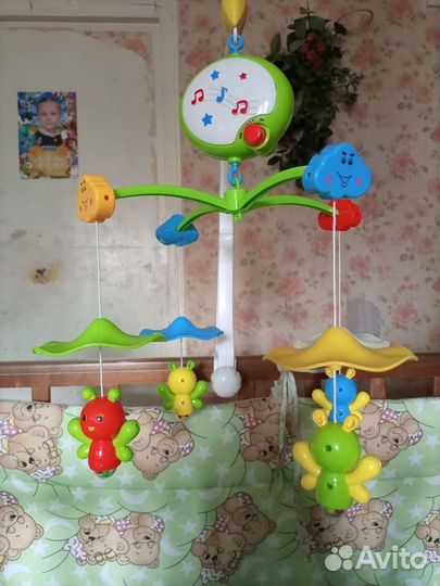 Мобиль детский на кроватку