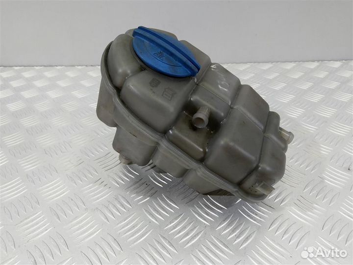 Бачок расширительный Audi A6 C7 4G0121403G