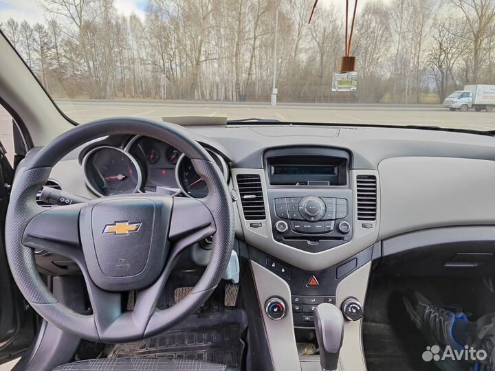 Chevrolet Cruze 1.6 AT, 2011, 171 000 км