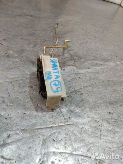 Замок двери передний правый Hyundai Sonata EF