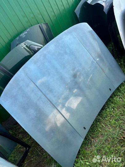 Капот Volkswagen Passat универсал RP 1991