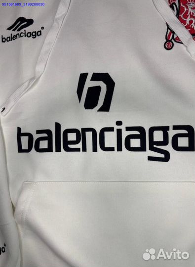 Худи Balenciaga: сочетание стиля и уюта
