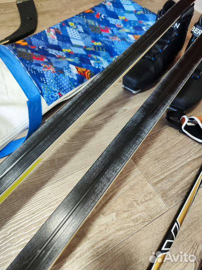 Лыжи беговые fisher