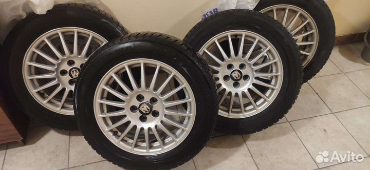 Колеса на дисках на Волгу сайбер