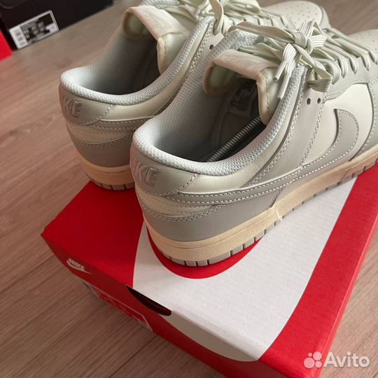 Nike dunk low retro light bone