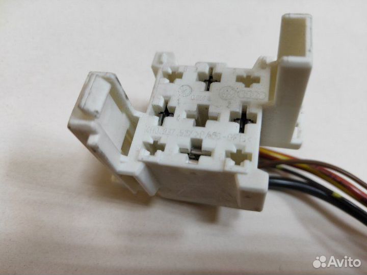 Разъем электрический Volkswagen Golf 6 caxa 1.4