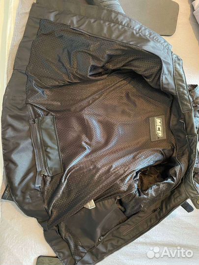 Мотокуртка кожаная мужская