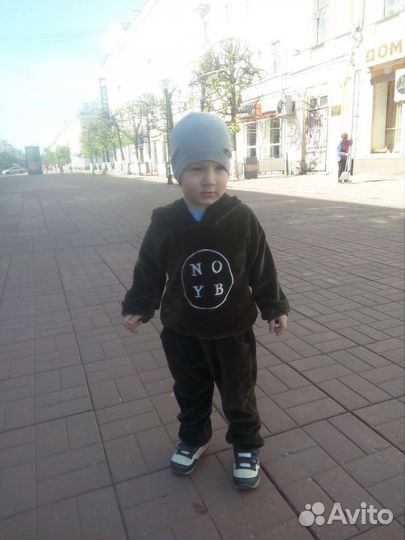 Вещи пакетом.Джинсы, костюм плюшевый