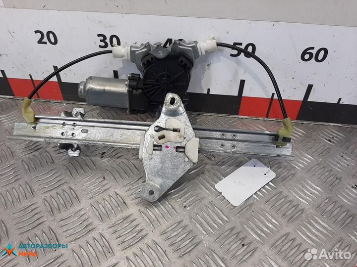 Стеклоподъемник электрический задний правый Nissan