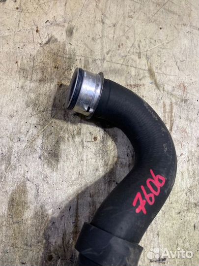 Патрубок радиатора Mercedes-Benz C-Class W203