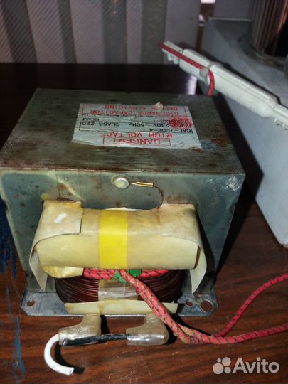 Трансформатор микроволновой печи XB-700-1724