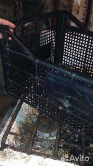 Ящик пласмасовый