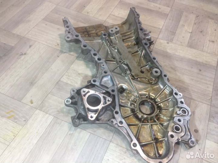 Крышка двигателя передняя Toyota Rav4 XA40 3zrfe