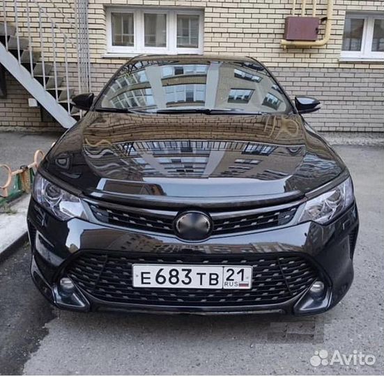 Camry 55 Решетка Exclusive рестайлинг W1HD2