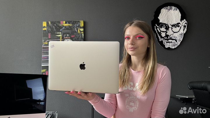 MacBook Pro 16 2021 i7 16 512 идеал