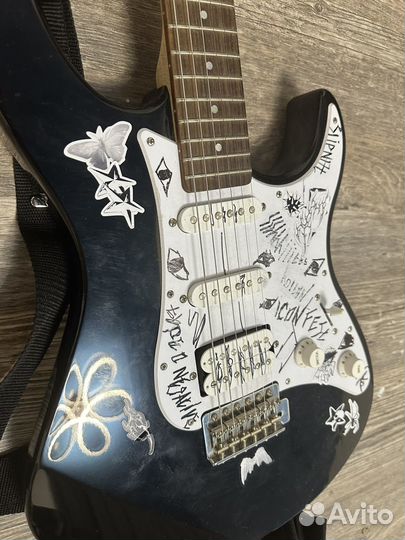 Электрогитара