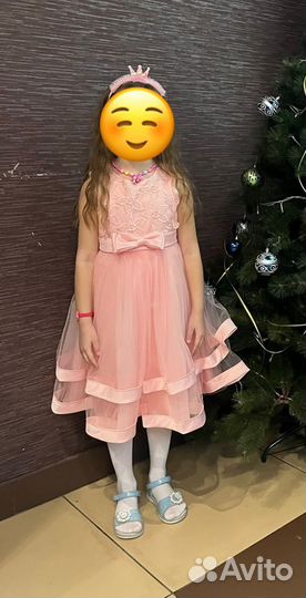 Платье нарядное