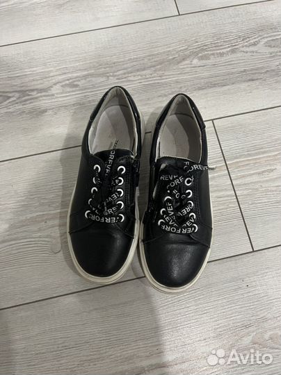 Туфли для девочки 34размер