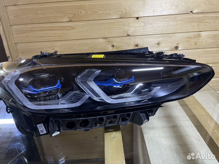 Фара правая на BMW G22 laser