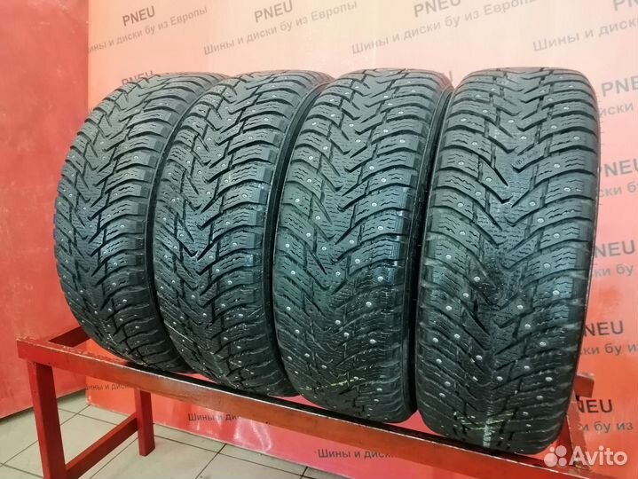 Nokian Tyres Hakkapeliitta 8 SUV 215/65 R16