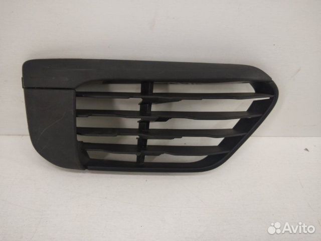 Решетка бампера передняя правая Bmw X1 F48 2014