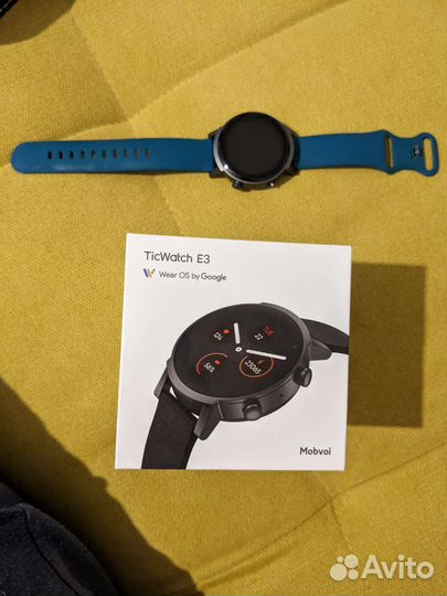 Смарт часы ticwatch e3