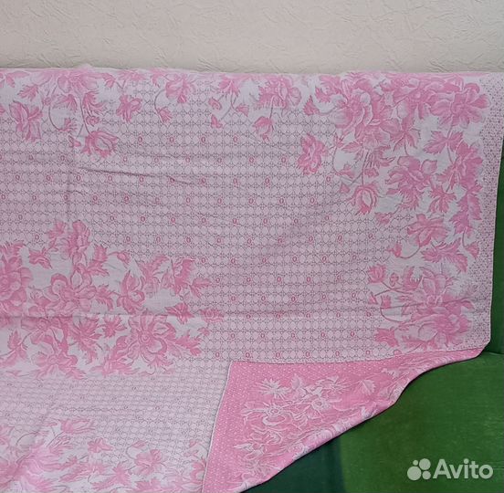 Простыни,наволочки,скатерти,покрывало,одеялаСССР