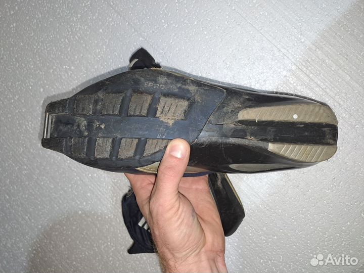 Классические лыжные ботинки Adidas