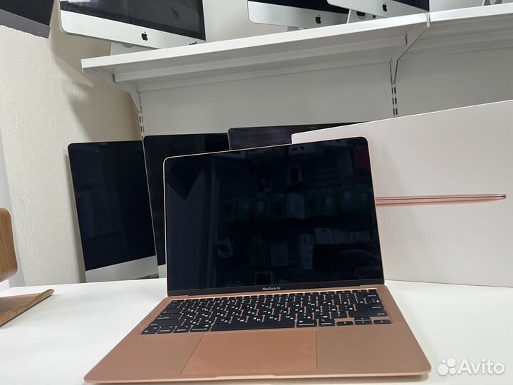 MacBook Air 13 (2020) M1 8/256 как новый в коробке