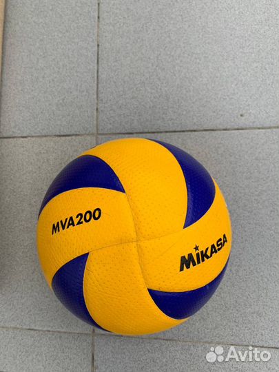 Волейбольный мяч mikasa mva200