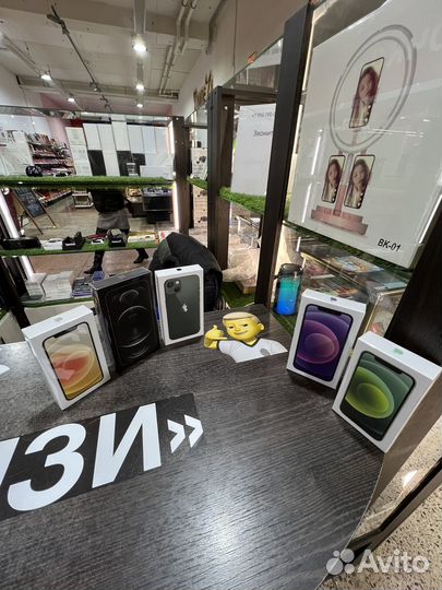 iPhone 12, 256 ГБ