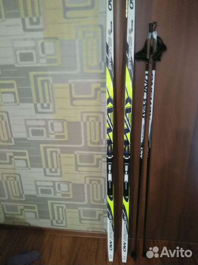 Беговые лыжи